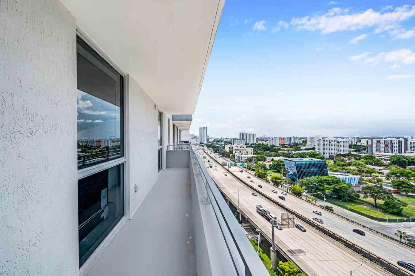 Amazing 3 Bed Unit In Dwntwn Miami With Free Parking Διαμέρισμα Εξωτερικό φωτογραφία
